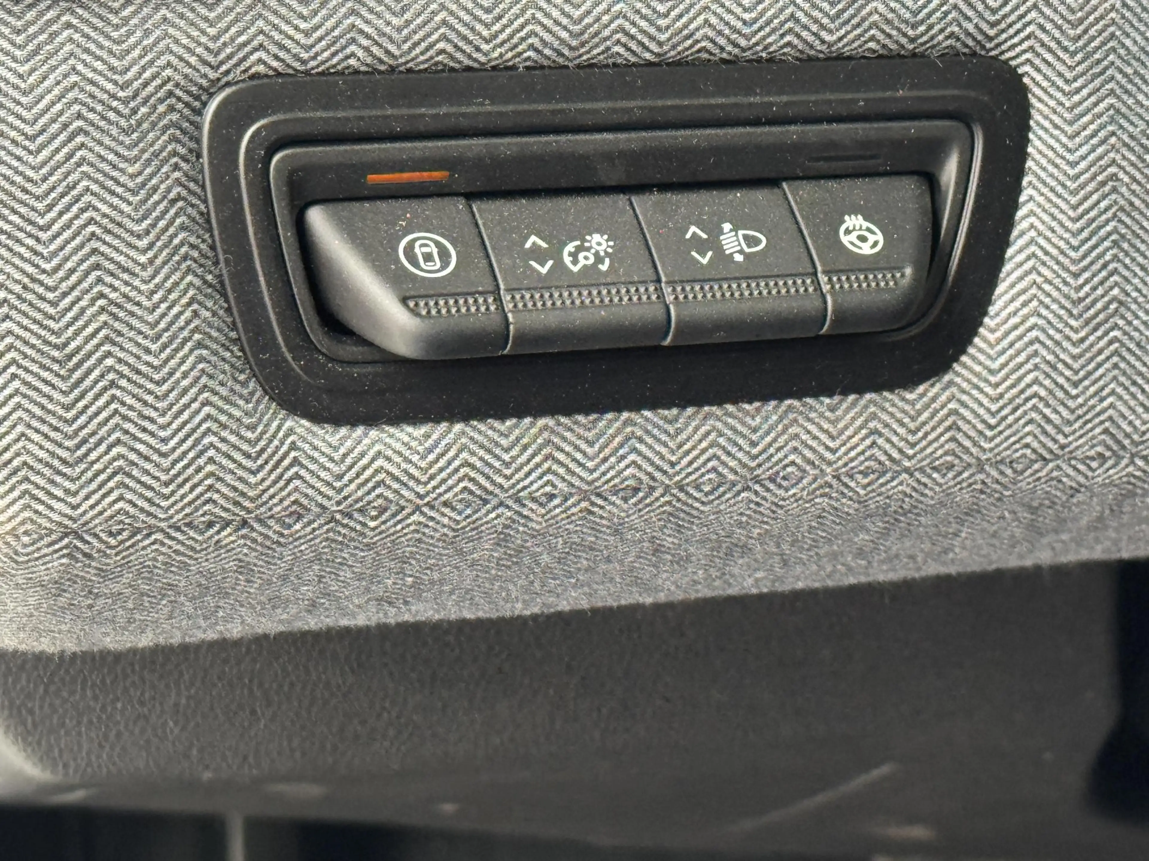 Renault Clio 1.6 E-Tech Full Hybrid 145 Techno | Stoelverwarmin — photo 33