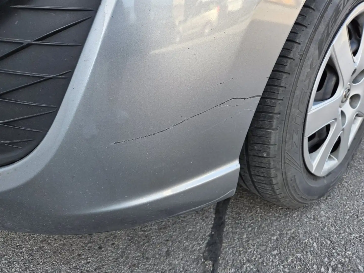 Mazda 5 CD116 CE Grau - 2