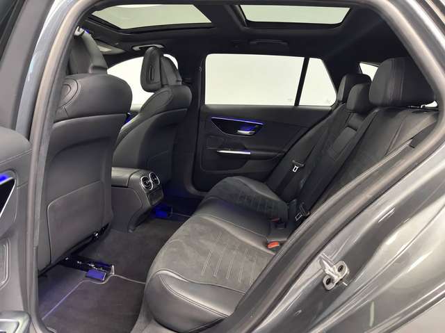 Mercedes-Benz C 200 — photo 15