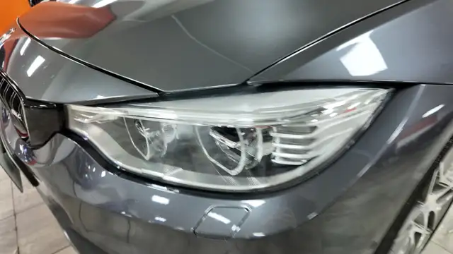 BMW M4 view 11