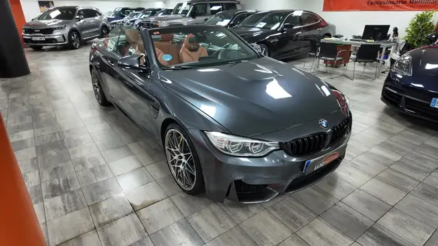 BMW M4 view 8