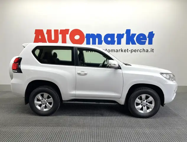 Toyota Land Cruiser 3p 2.8 d-4d Comfort