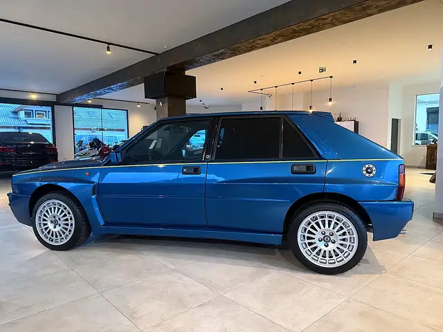 Lancia Delta HF Integrale 16V 4WD* SONDERMODELL BLU LAGOS* 1... Ansicht 4