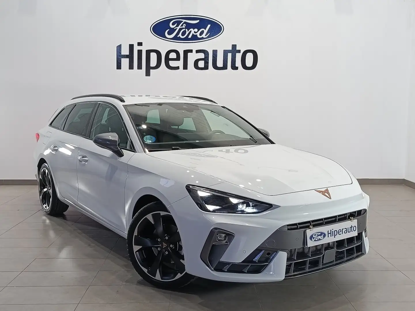 CUPRA Leon Sportstourer 1.5 eTSI 110 DSG Blanco - 1