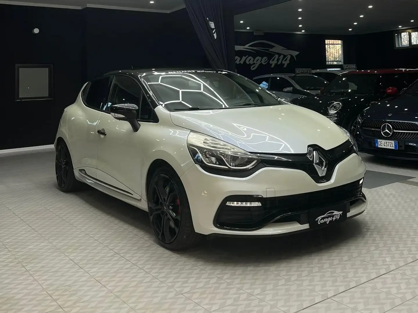 Renault Clio Clio IV 2012 5p 1.6 16v Monaco GP 200cv edc Bianco - 1