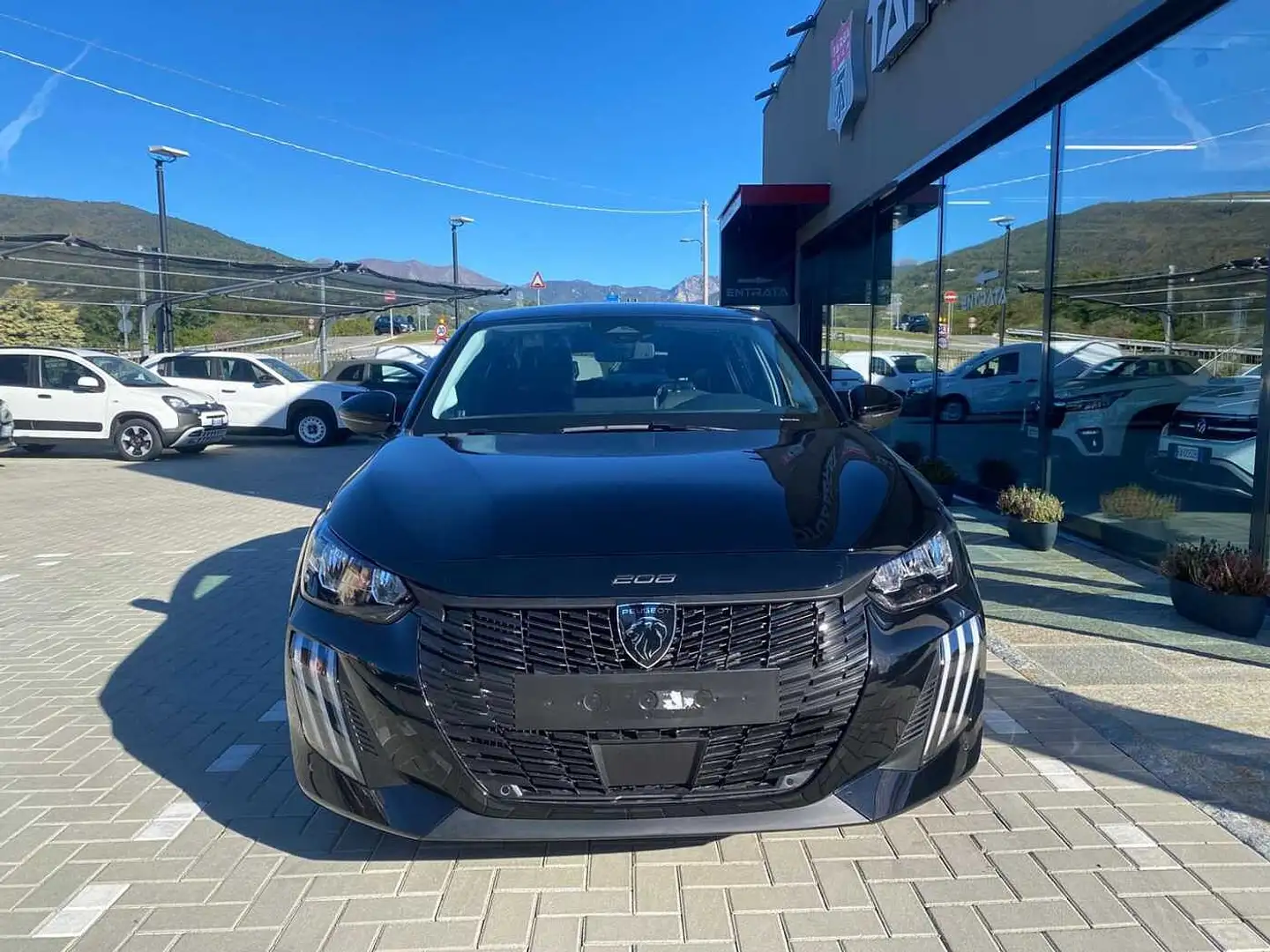 Peugeot 208 Hybrid 110 e-DCS6 Business Schwarz - 2