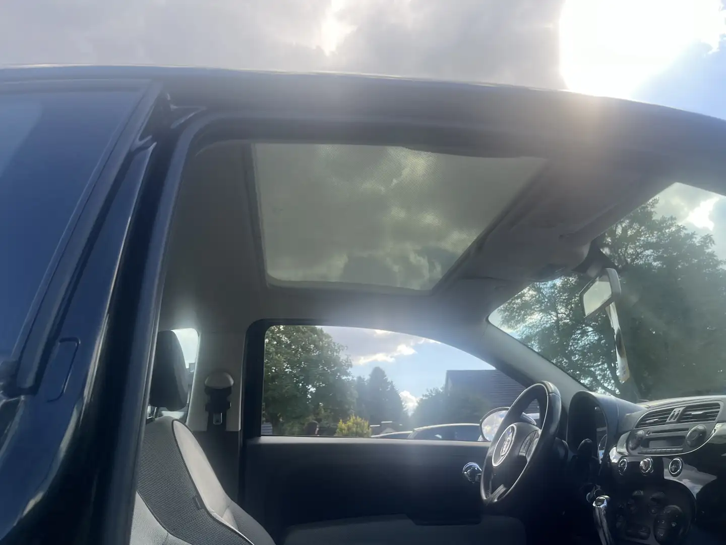 Fiat 500 PANO KLIMA 1.HD 99TKM RIESENAUSWAHL FIAT500! Weiß - 2