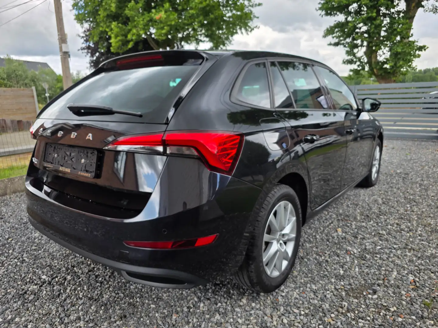 Skoda Scala **1.0TSI*110CH*11.000KM!!!*GARANTIE SKODA 07/2026* Чорний - 2