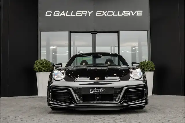 Porsche 992 view 2