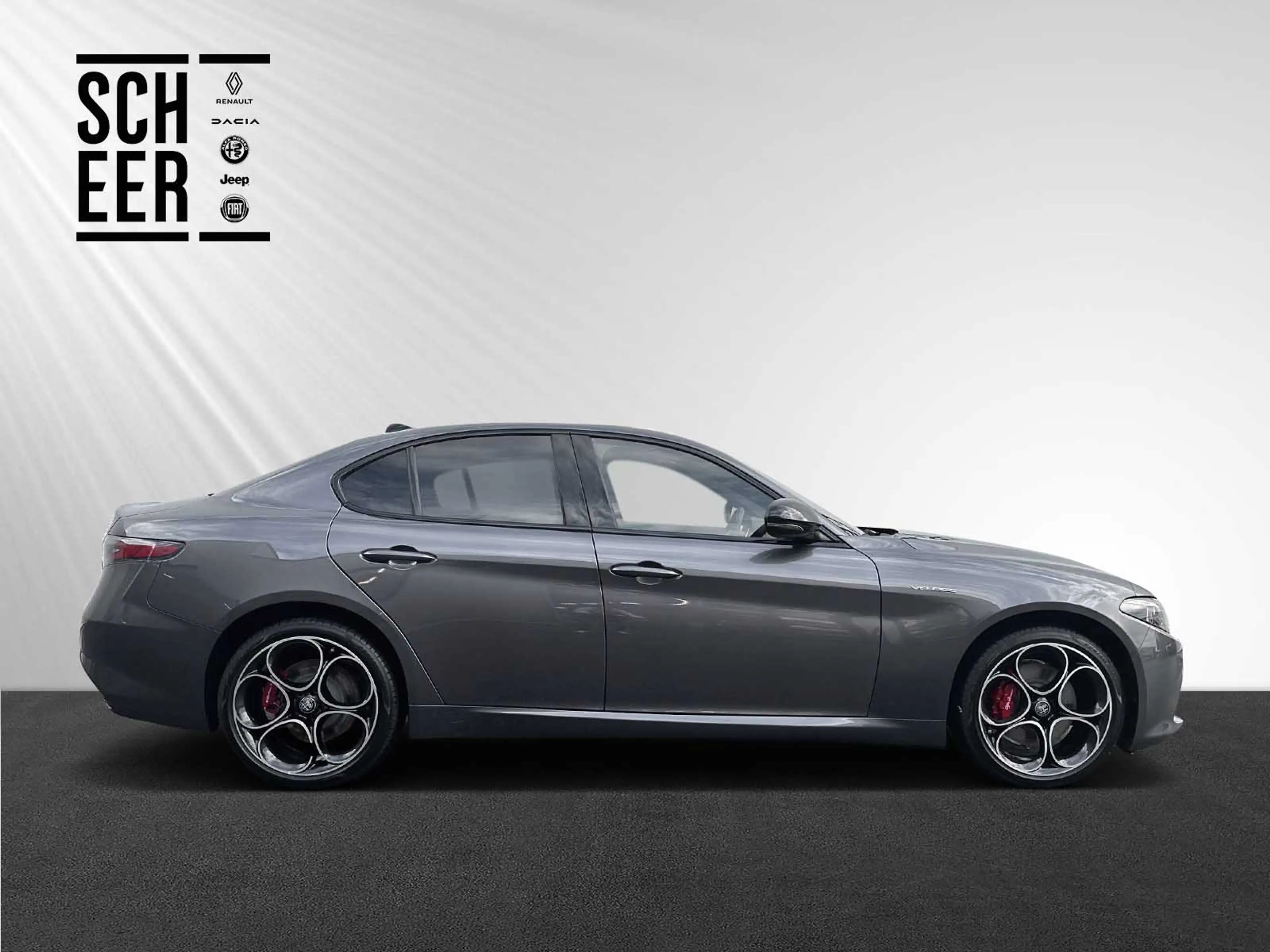 Alfa Romeo Giulia Giulia Veloce 2.2 Jtdm 210PS — photo 12