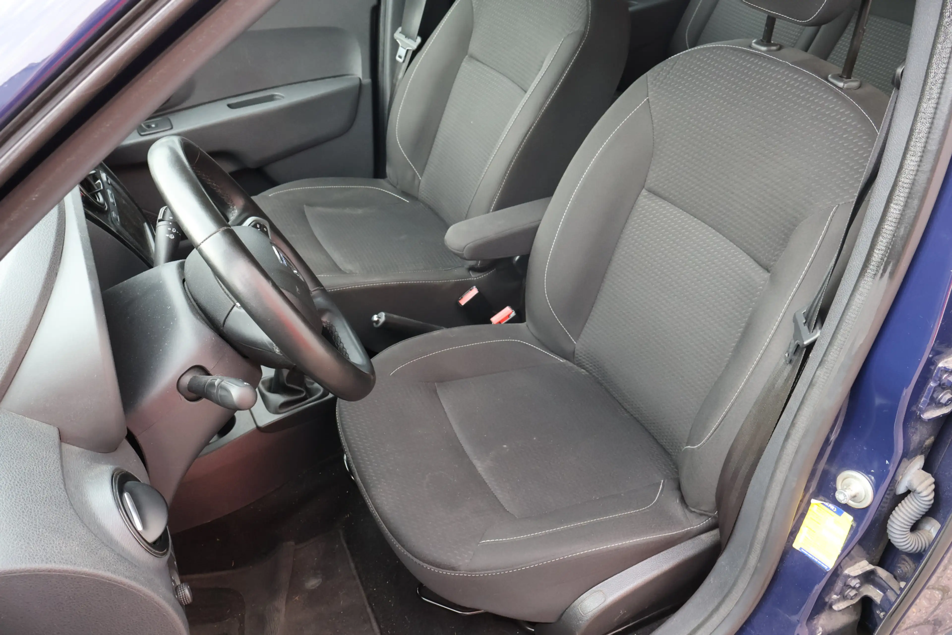 Dacia Lodgy 1.3 TCe Lauréate — photo 6