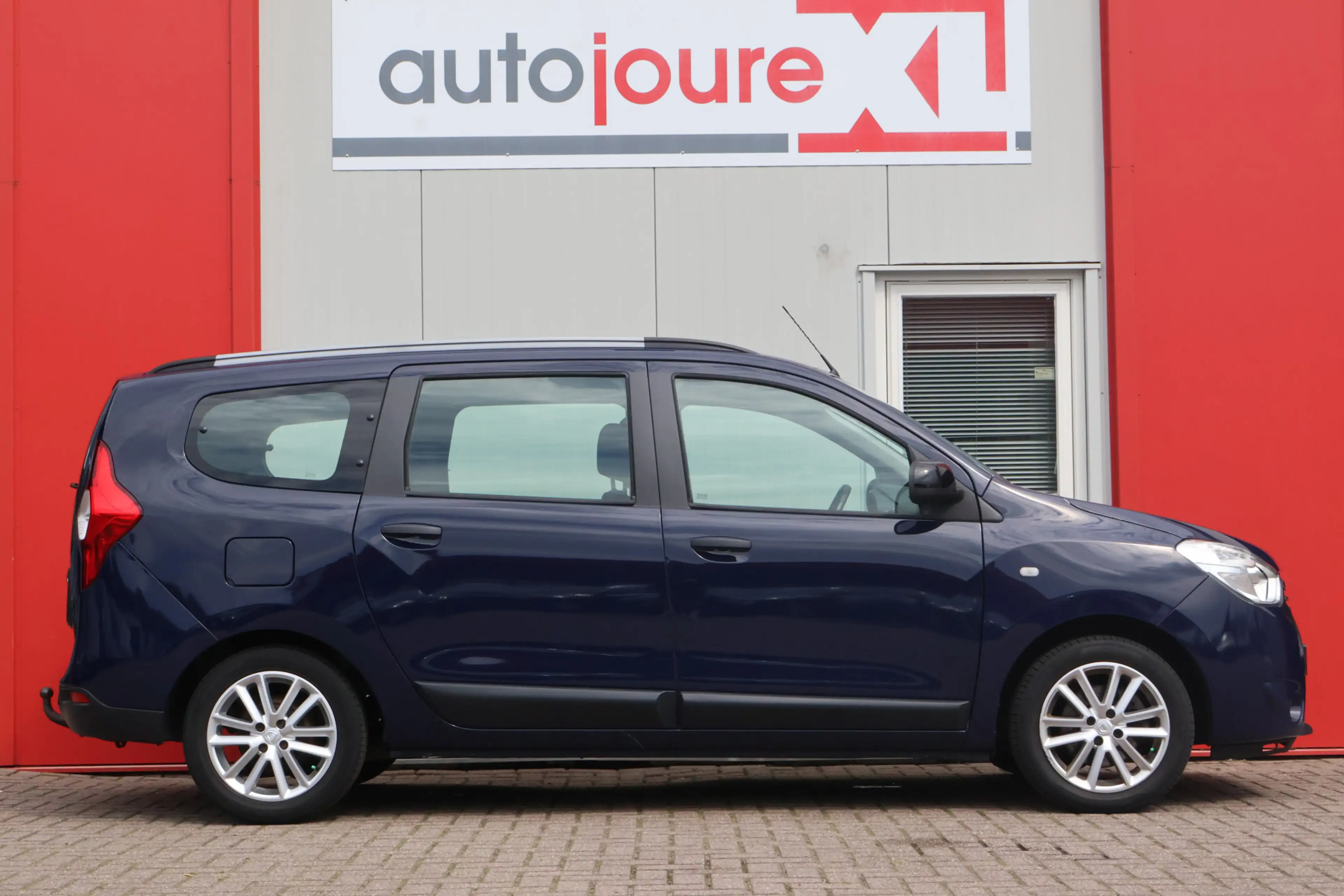 Dacia Lodgy 1.3 TCe Lauréate — photo 3