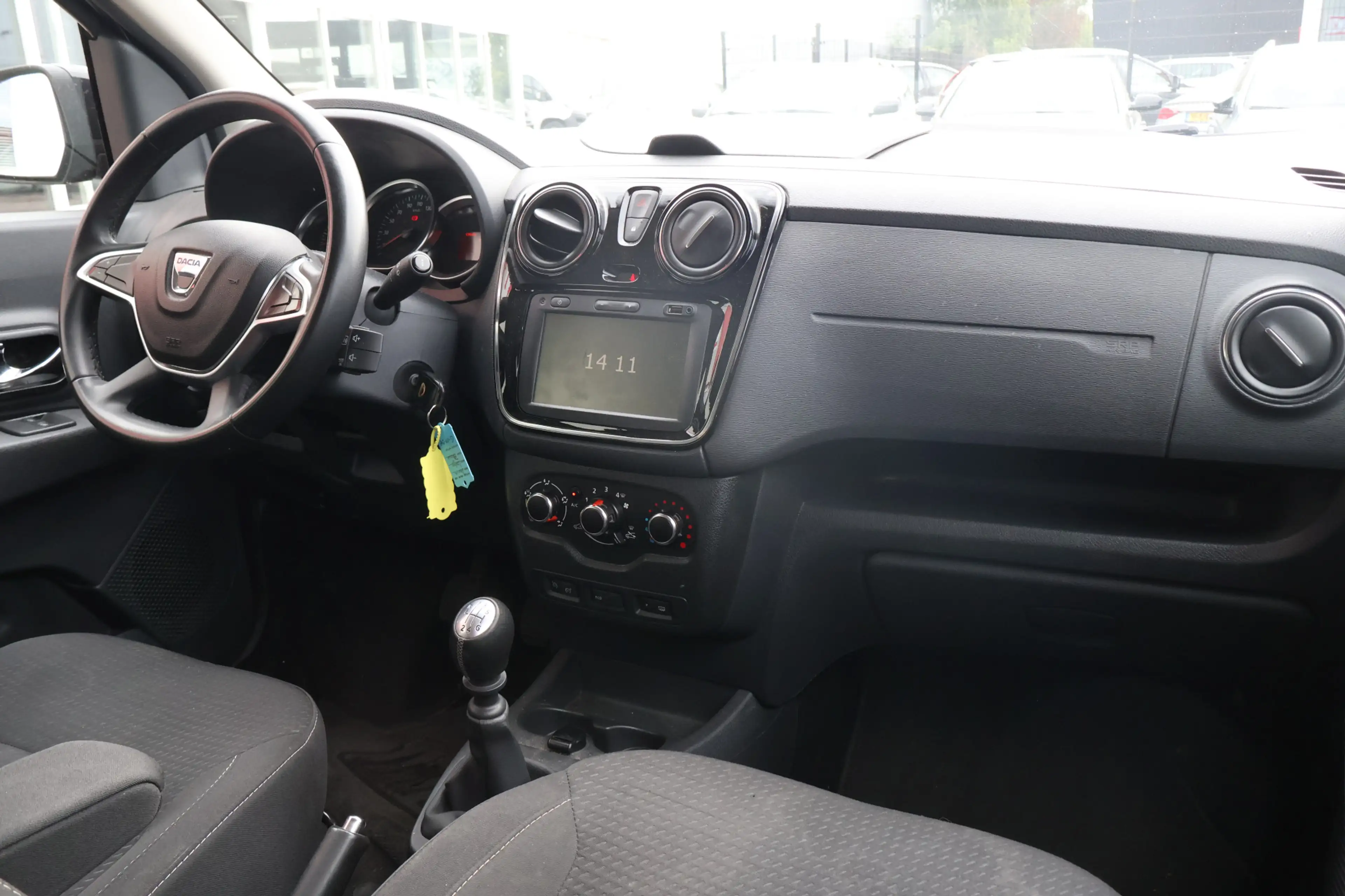 Dacia Lodgy 1.3 TCe Lauréate — photo 7