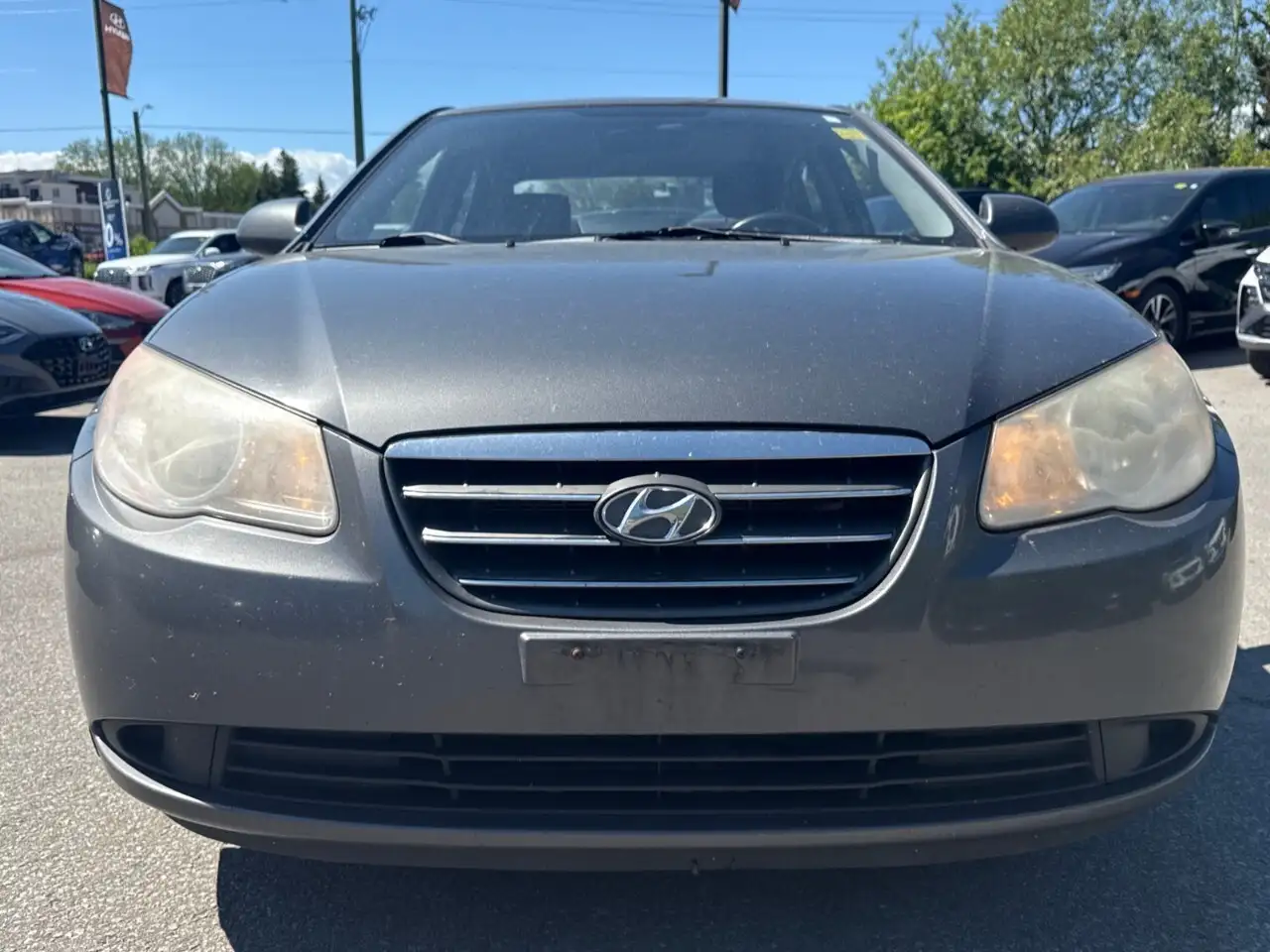 Hyundai ELANTRA photo Hyundai ELANTRA