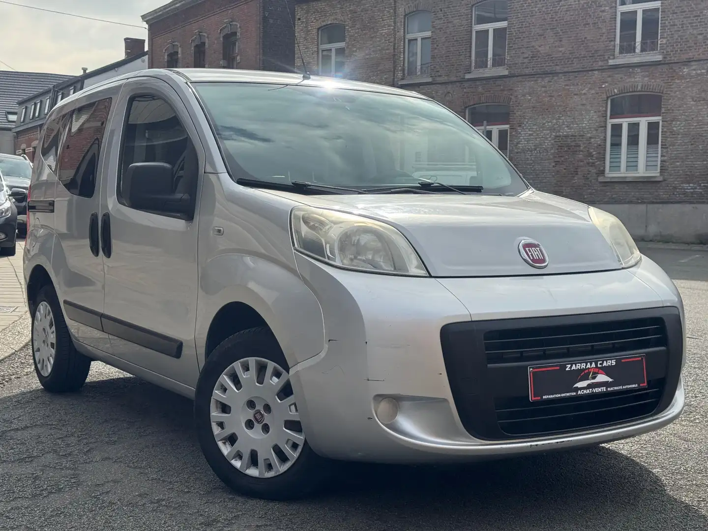 Fiat Qubo Qubo 1.4i Lounge AIR CO / EURO 6B - 2