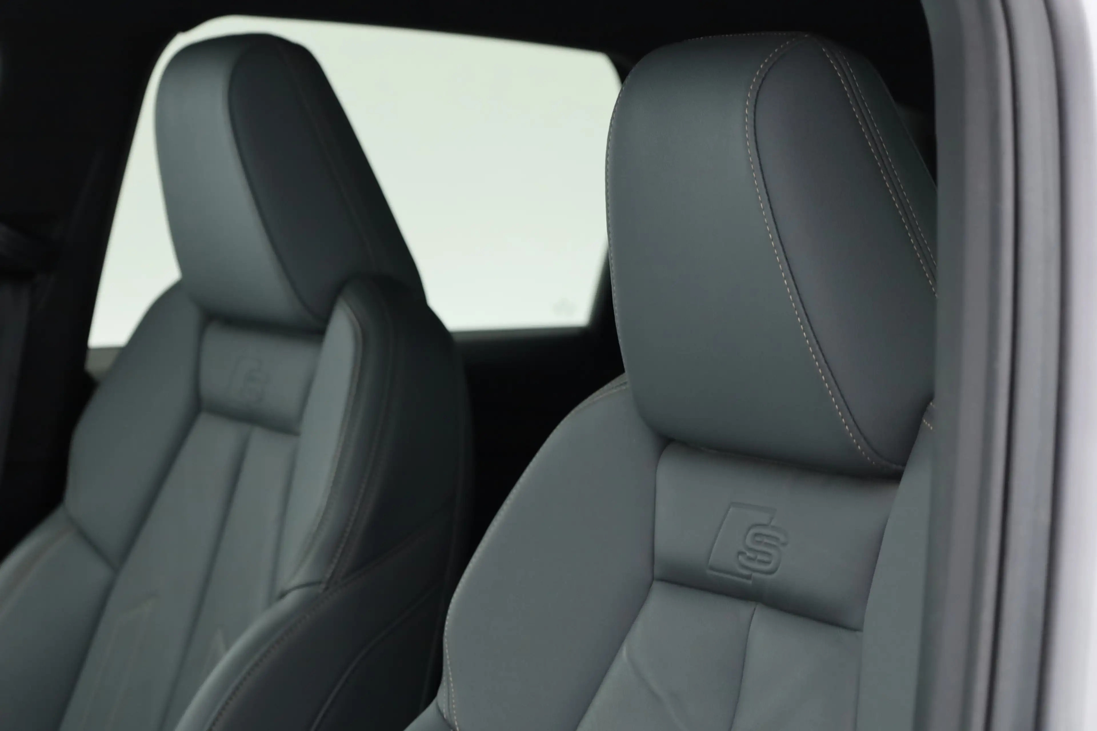 Audi Q4 e-tron 40 S edition 77 kWh | SOH 87% | 21'' RS | SONOS | — photo 6