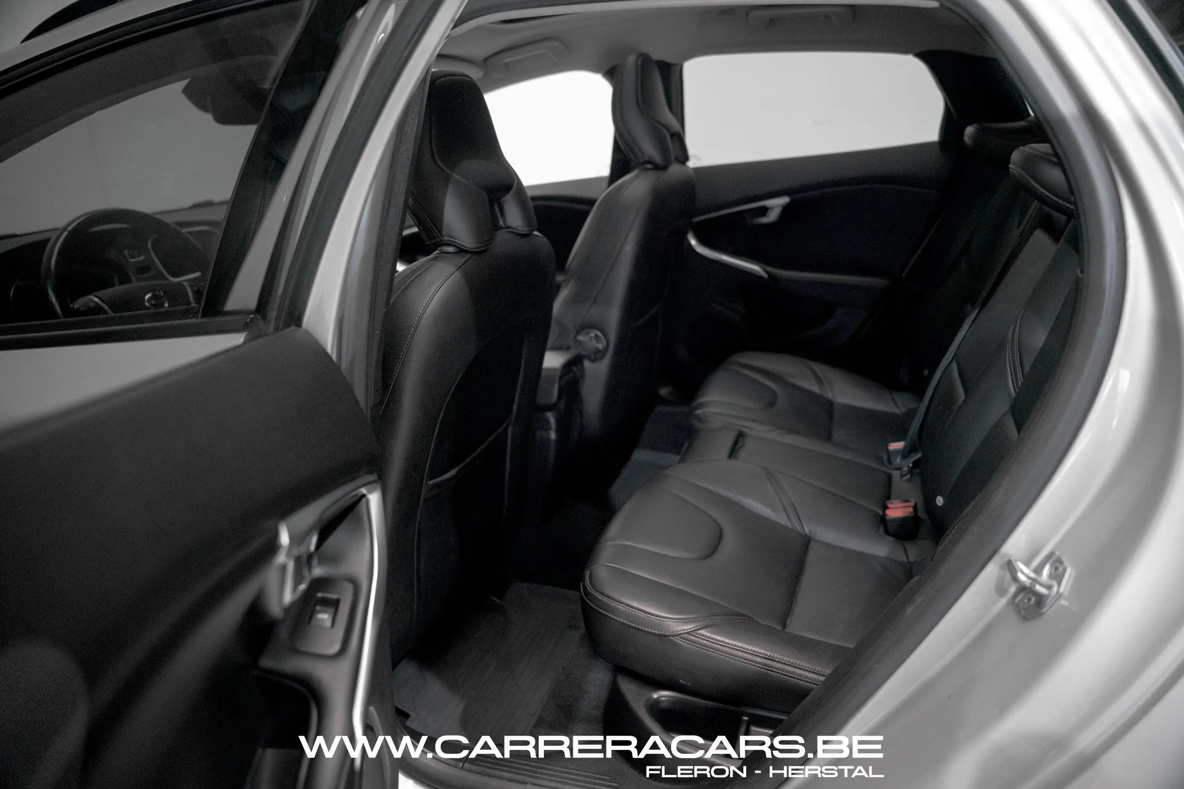 Volvo V40 Cross Country 1.5 T3 Geartronic|*AUTOMATIQUE*PANO*CUIR*NAVI*CAM — photo 15