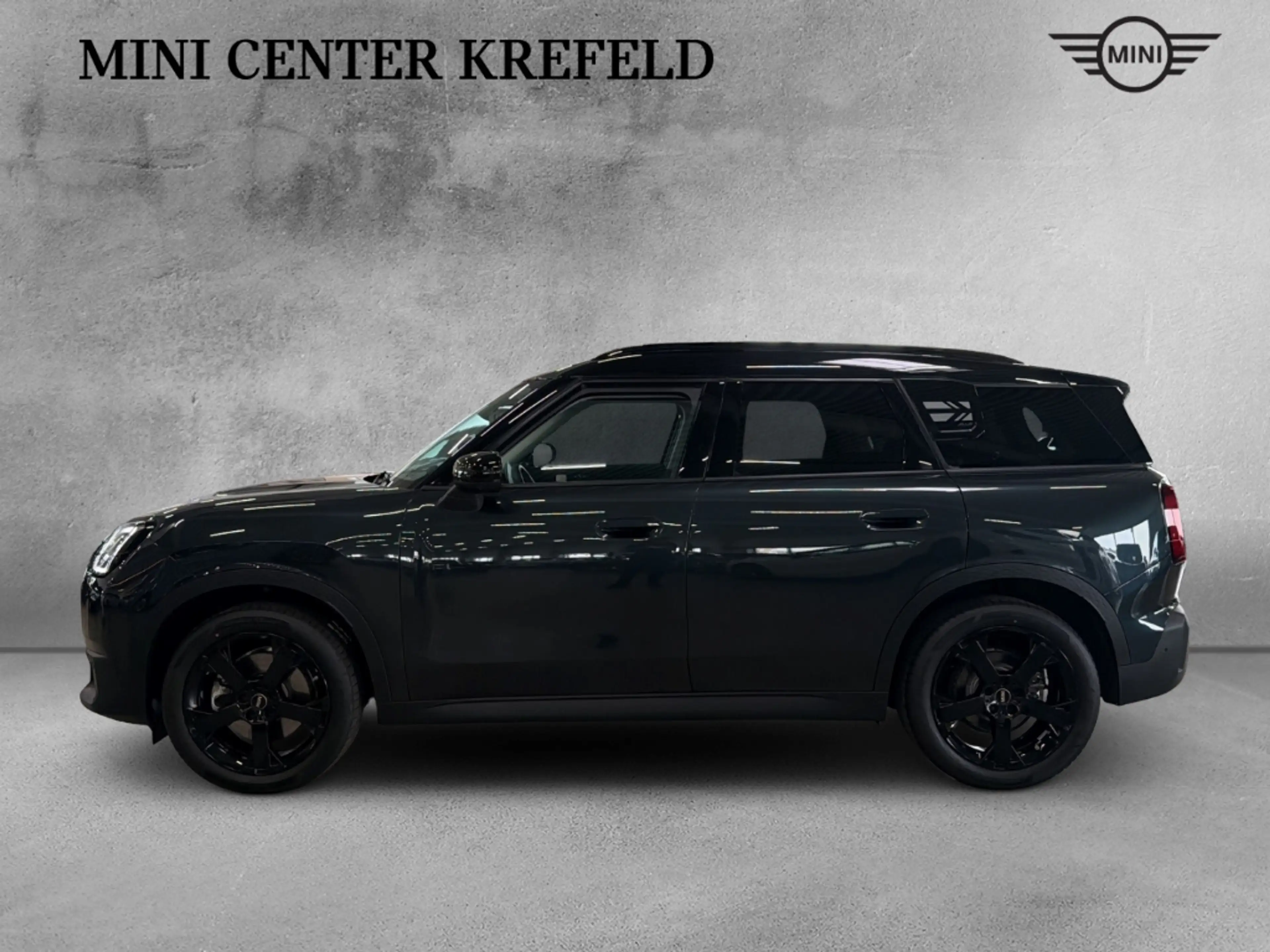 MINI Cooper S Countryman ALL4 Classic Trim 19''NAVI HuD ALARM AHK ACC 360°P — photo 3