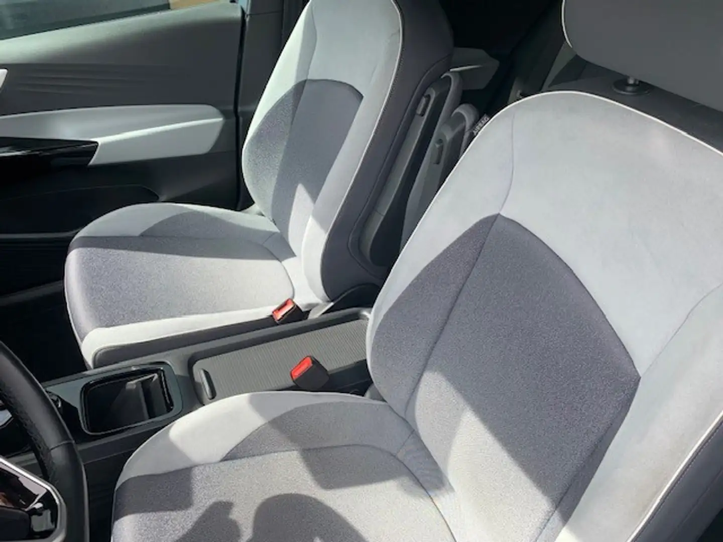 Volkswagen ID.3 Business 150kW / 58 kWh Bleu - 2