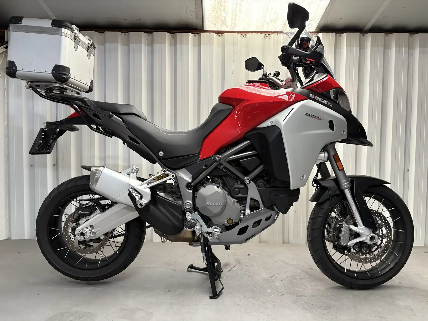 Ducati Multistrada 1200 Enduro Rouge - 1