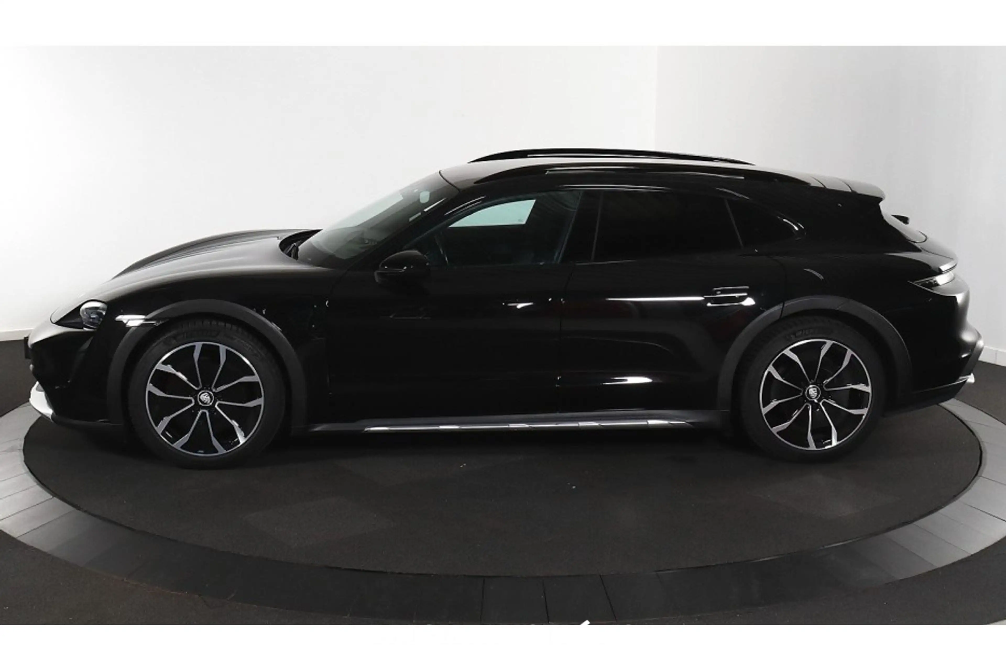 Porsche Taycan 4S 93 kWh — photo 7
