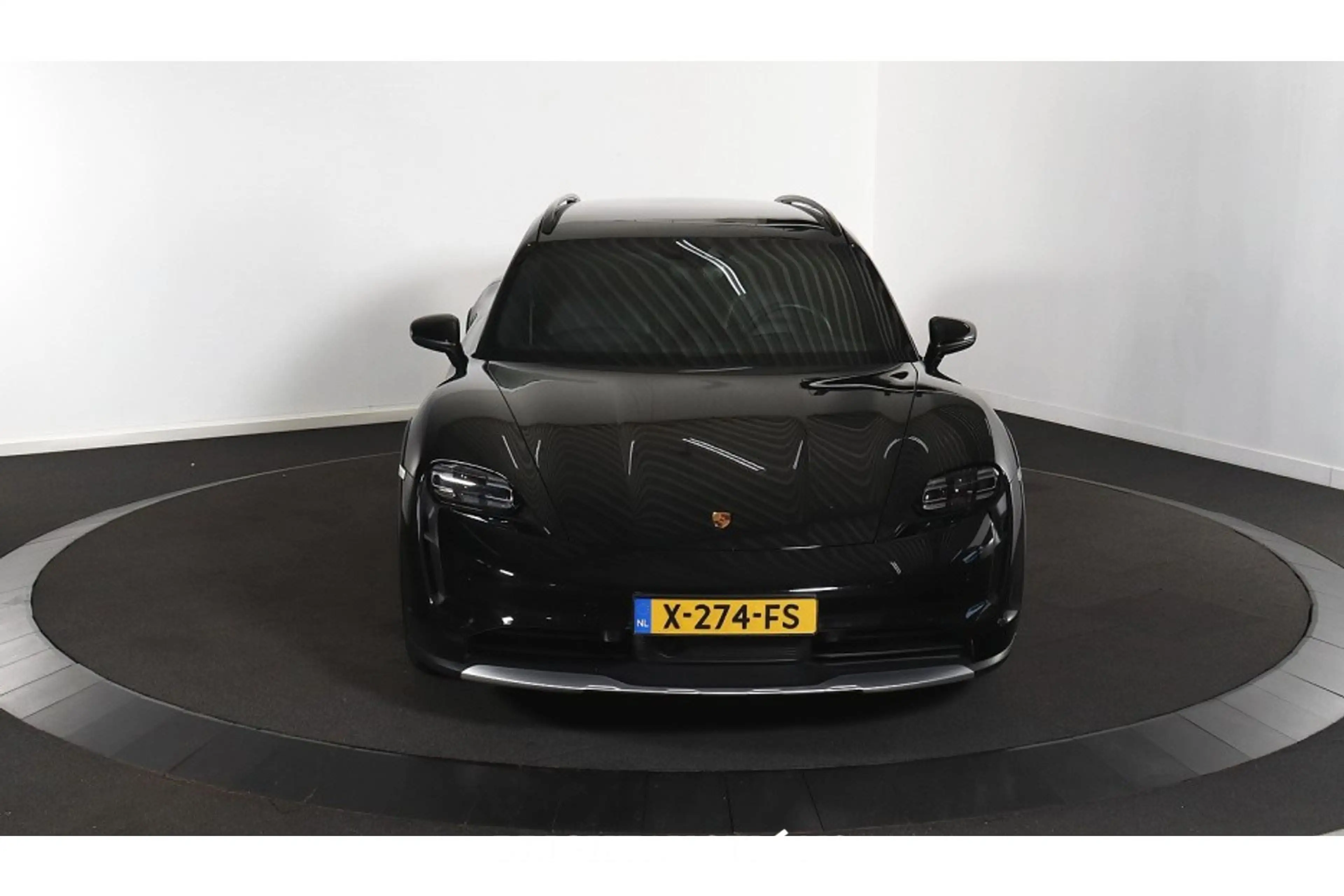 Porsche Taycan 4S 93 kWh — photo 4