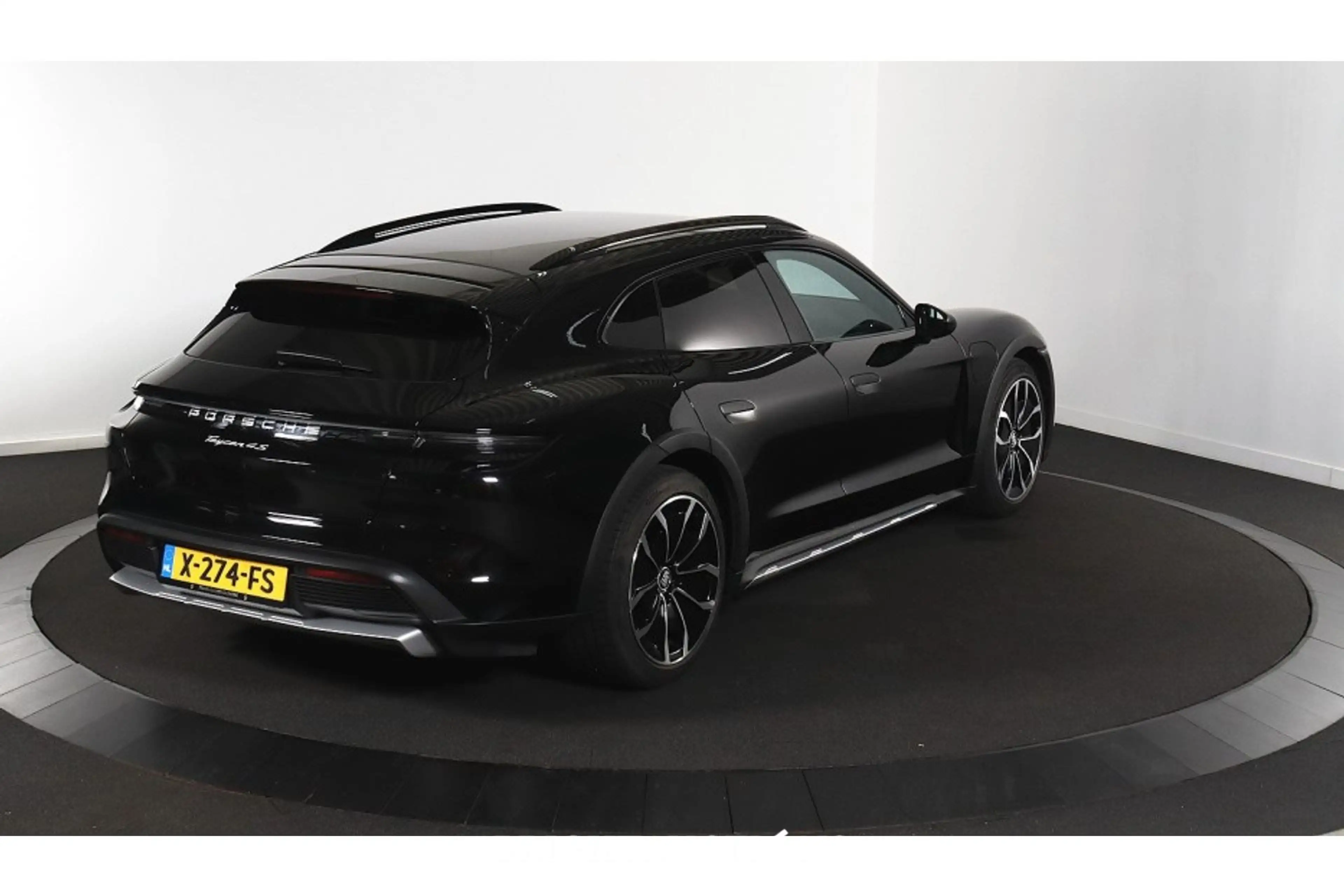 Porsche Taycan 4S 93 kWh — photo 3