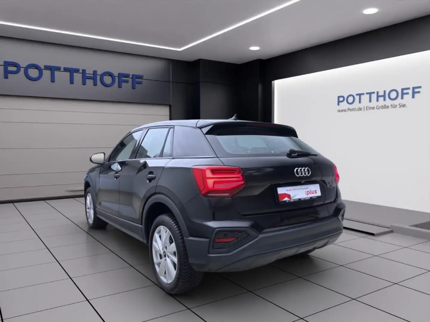Audi Q2 30 TDI MATRIX KAMERA SITZHZG PDC Schwarz - 2