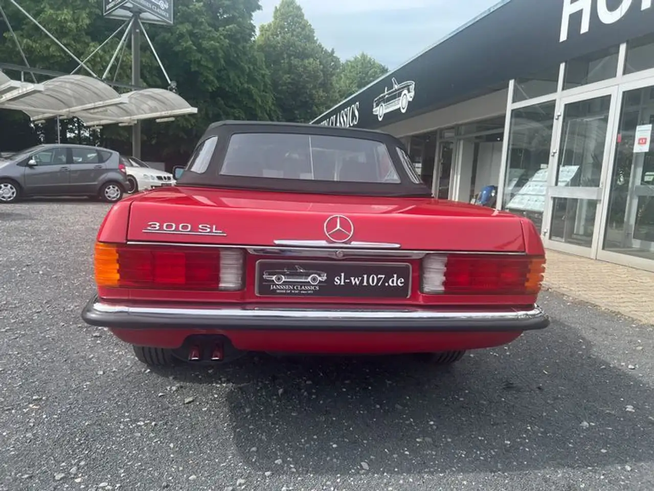 Mercedes-Benz SL 300 Rot/Leder schwarz/ 5 -Gang Schalter, foto 4