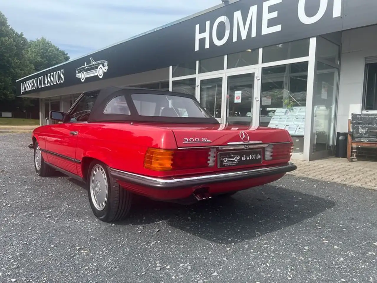 Mercedes-Benz SL 300 Rot/Leder schwarz/ 5 -Gang Schalter, foto 5