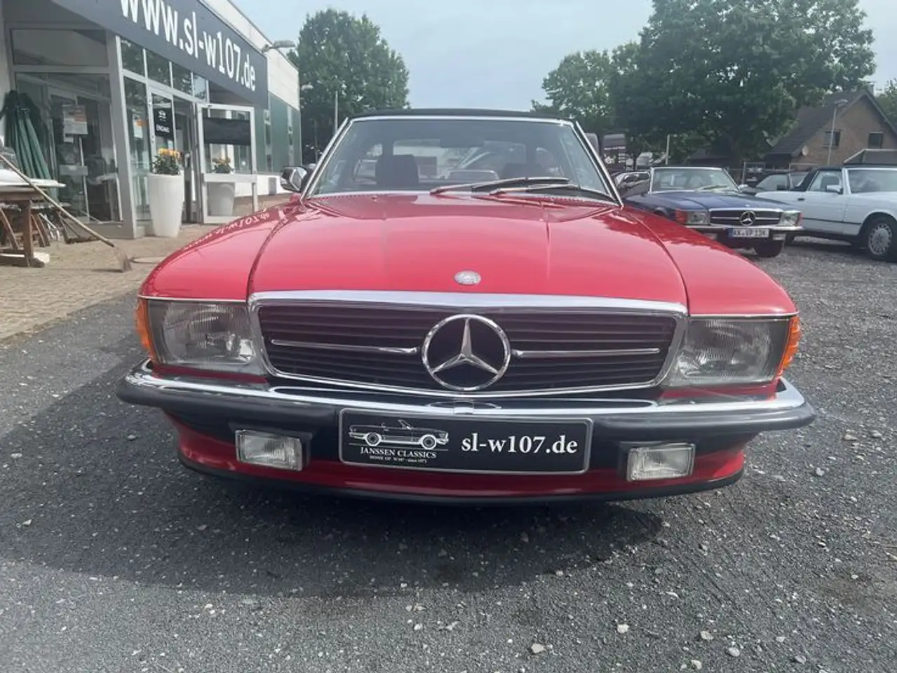 Mercedes-Benz SL 300 Rot/Leder schwarz/ 5 -Gang Schalter, foto 3