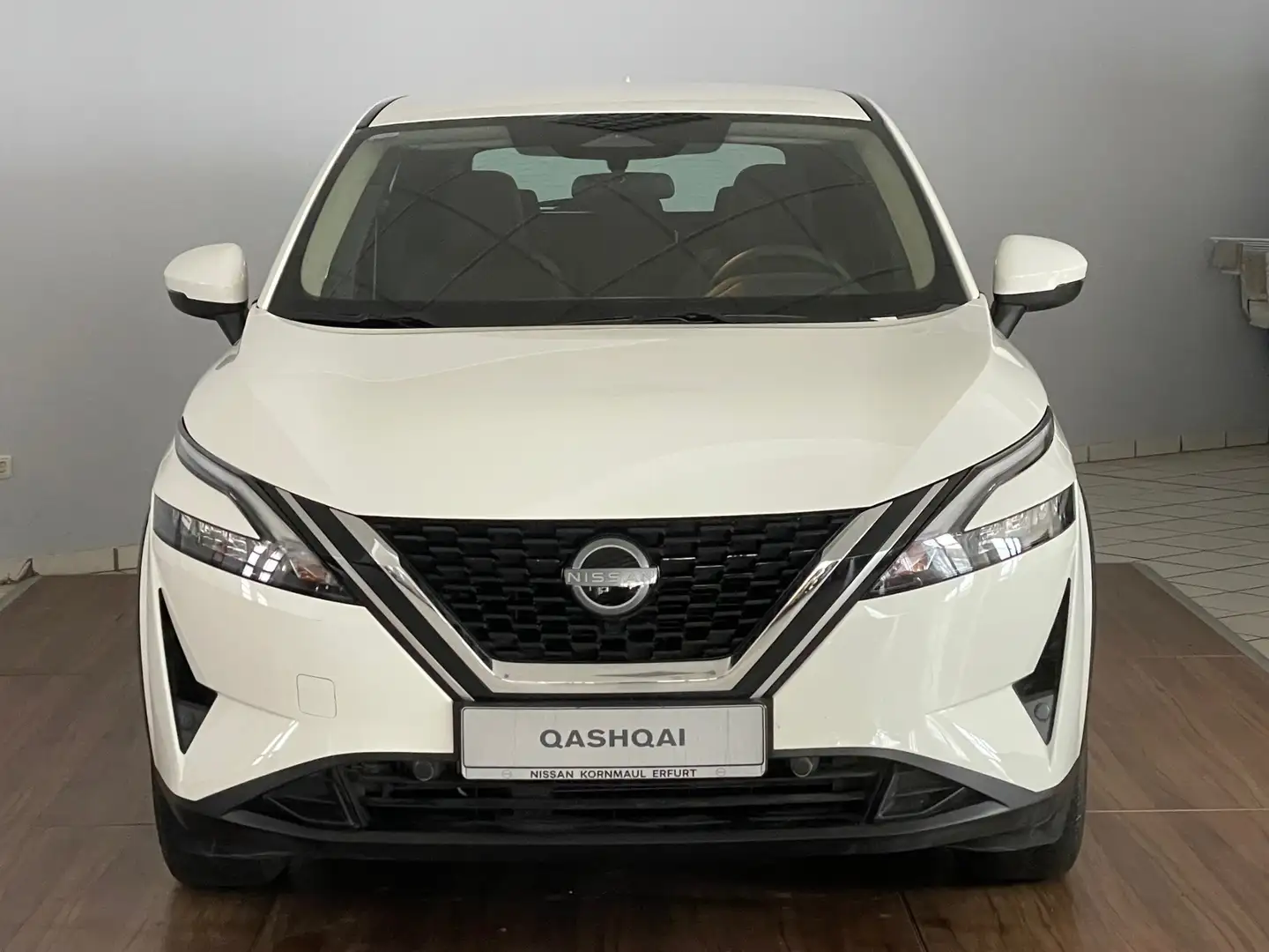 Nissan Qashqai Visia 1.3 DIG-T 140 PS LED/DAB RADIO Blanc - 2