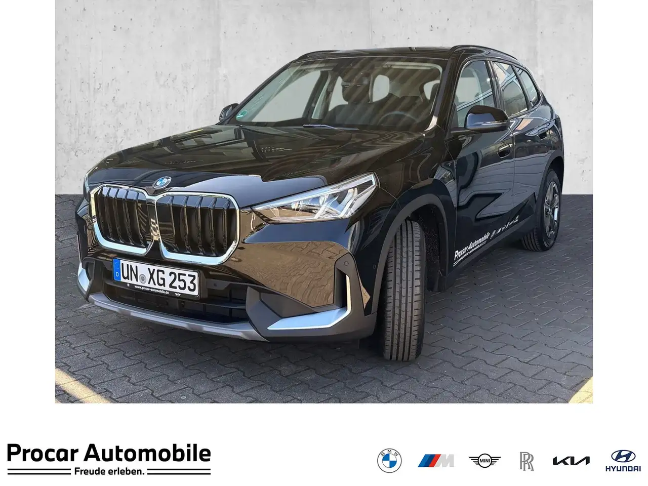 BMW X1 sDrive18d Navi+DAB+Alarm+SHZ+PA+RFK+M Dachreling+L