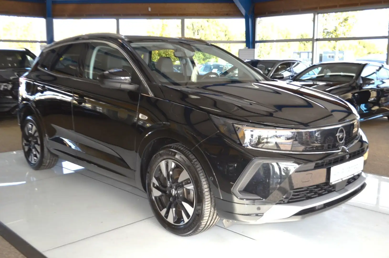 Opel Grandland X Ultimate Plug-in-Hybrid AUTOMATIK Noir - 2