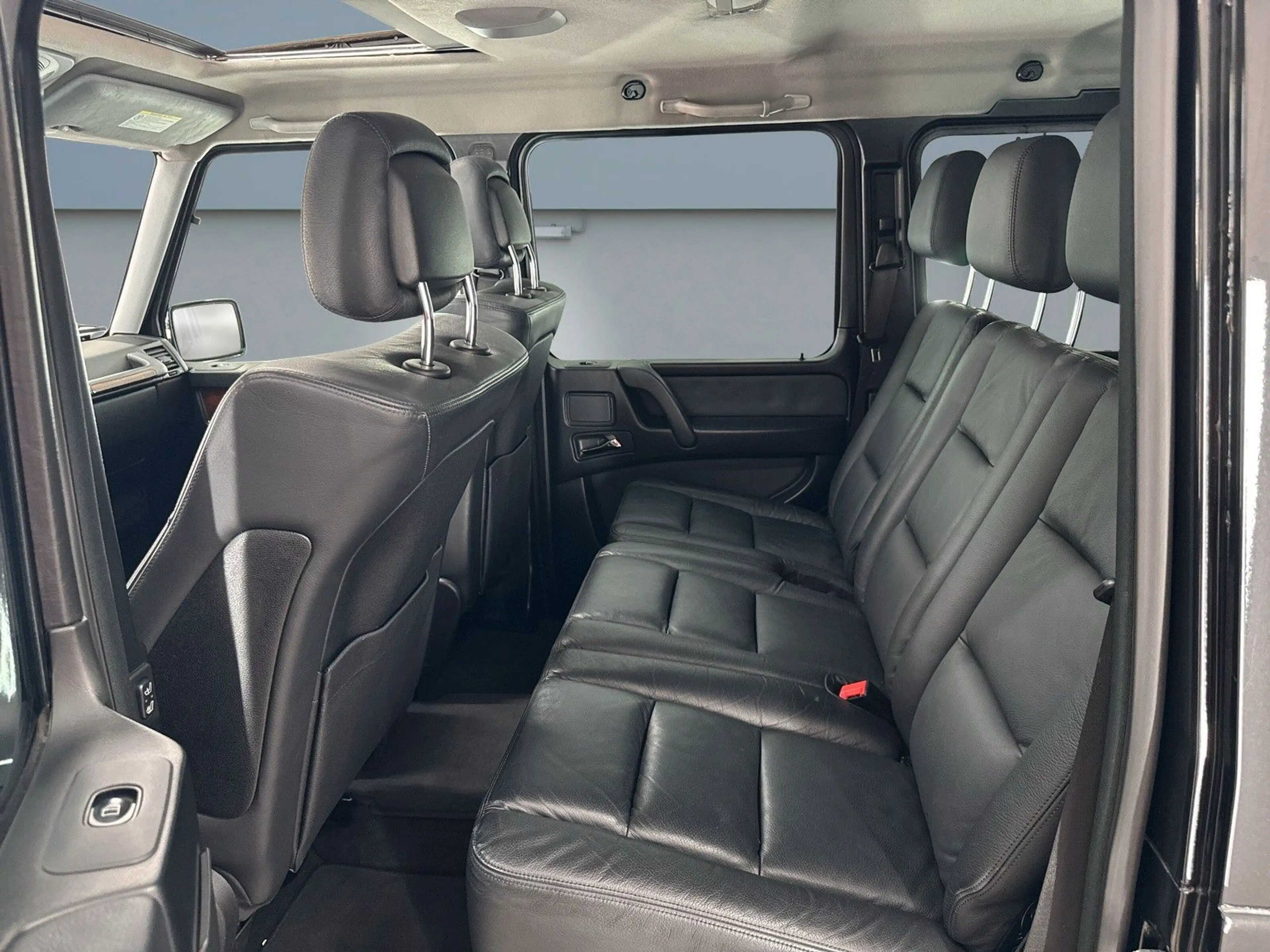 Mercedes-Benz G 500 V8 4x4 *MEM*S-DACH*KAM*SHZ* — photo 9