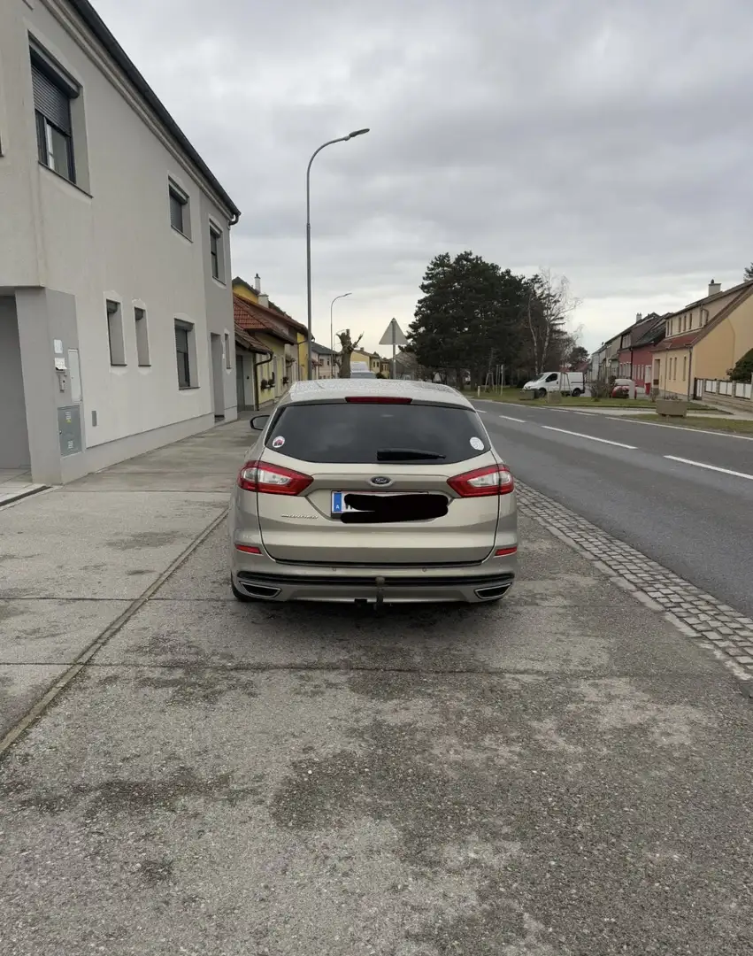 Ford Mondeo Traveller Titanium 2,0 TDCi Grau - 2