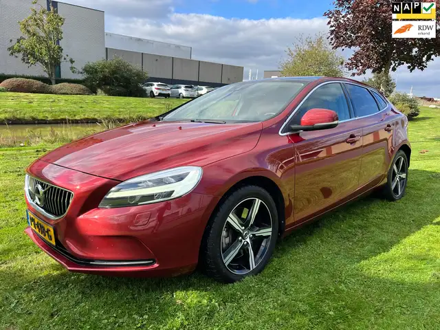 Volvo V40 2.0 D4 Nordic+ * AUTOMAAT * APK 2026 * TOP AUTO!