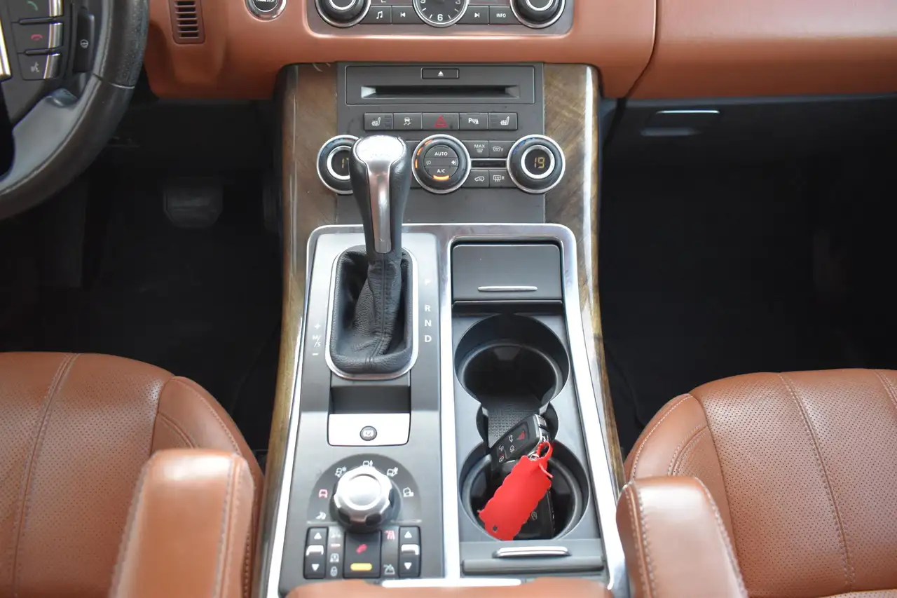 LAND ROVER RANGE ROVER SPORT 5.0 V8 SUPERCHARGED AUTOBIOGRAPHY EXT. DES.PACK 510 ch 4X4 BVA - CAMÉRA D'AIDE AU STATIONNEMENT - VOLANT EN CUIR