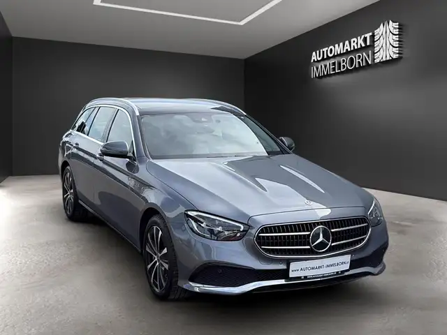 Mercedes-Benz E-Class view 2