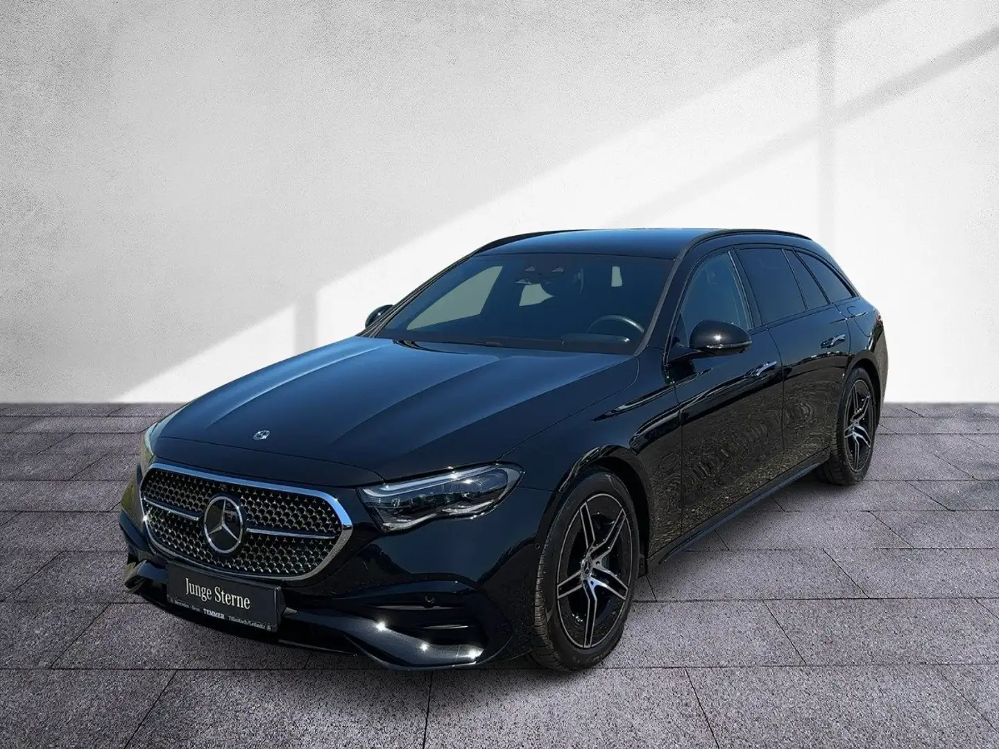 Mercedes-Benz E 300 de 4M T-Modell NP: 86.689 AMG FAHRASISST+ Schwarz - 2