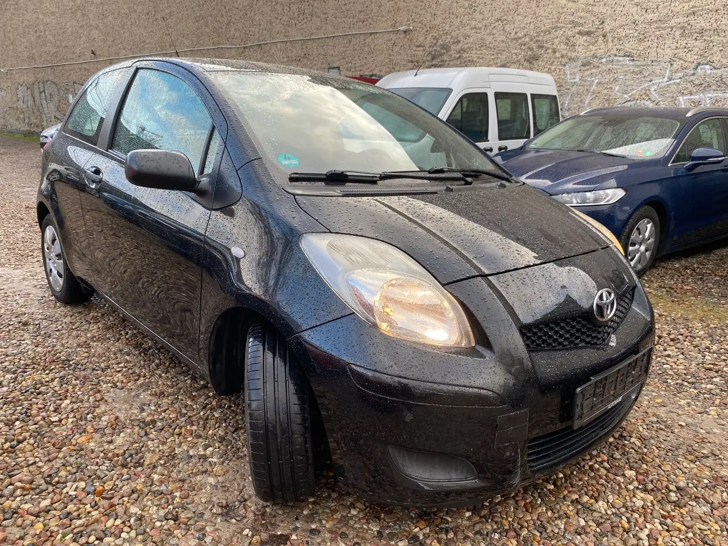 Toyota Yaris Cool Noir - 2