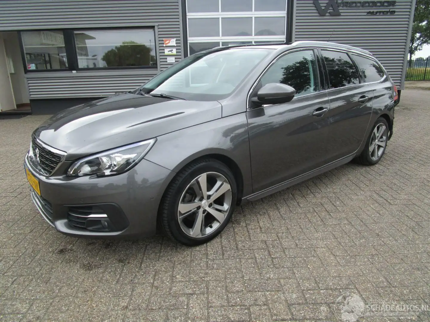 Peugeot 308 SW 1.2 Pure Tech Bleu lease Premium Gris - 1