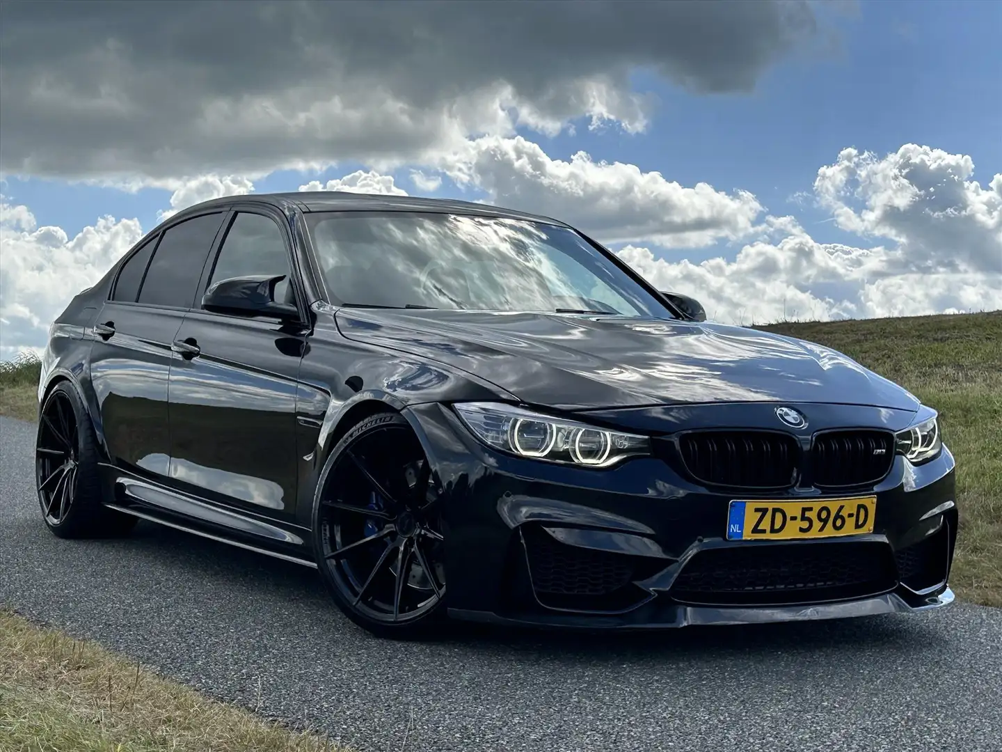 BMW M3 3-Serie F80 HARMAN-KARDON / DOWNPIPES / FULL CARBO Noir - 2