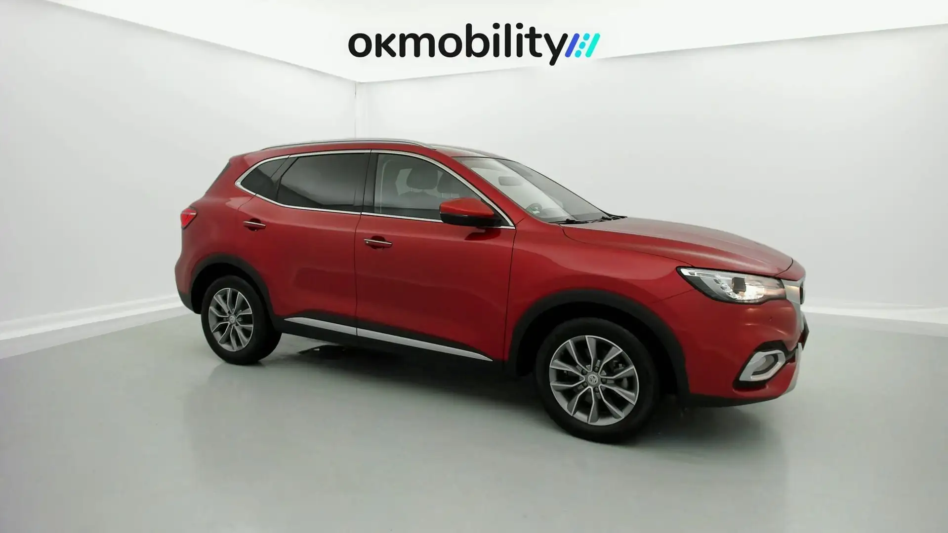 MG HS 1.5 T-GDI Comfort Rojo - 2