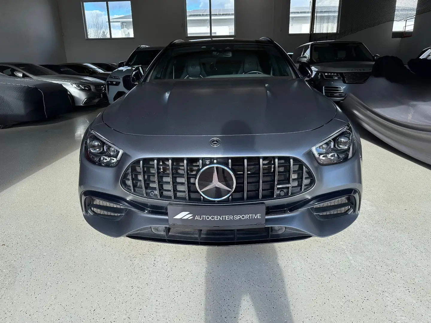 Mercedes-Benz E 63 AMG E 63 S AMG T 4Matic+ DRIVERS TRACK PERFOR CARBON Grau - 2