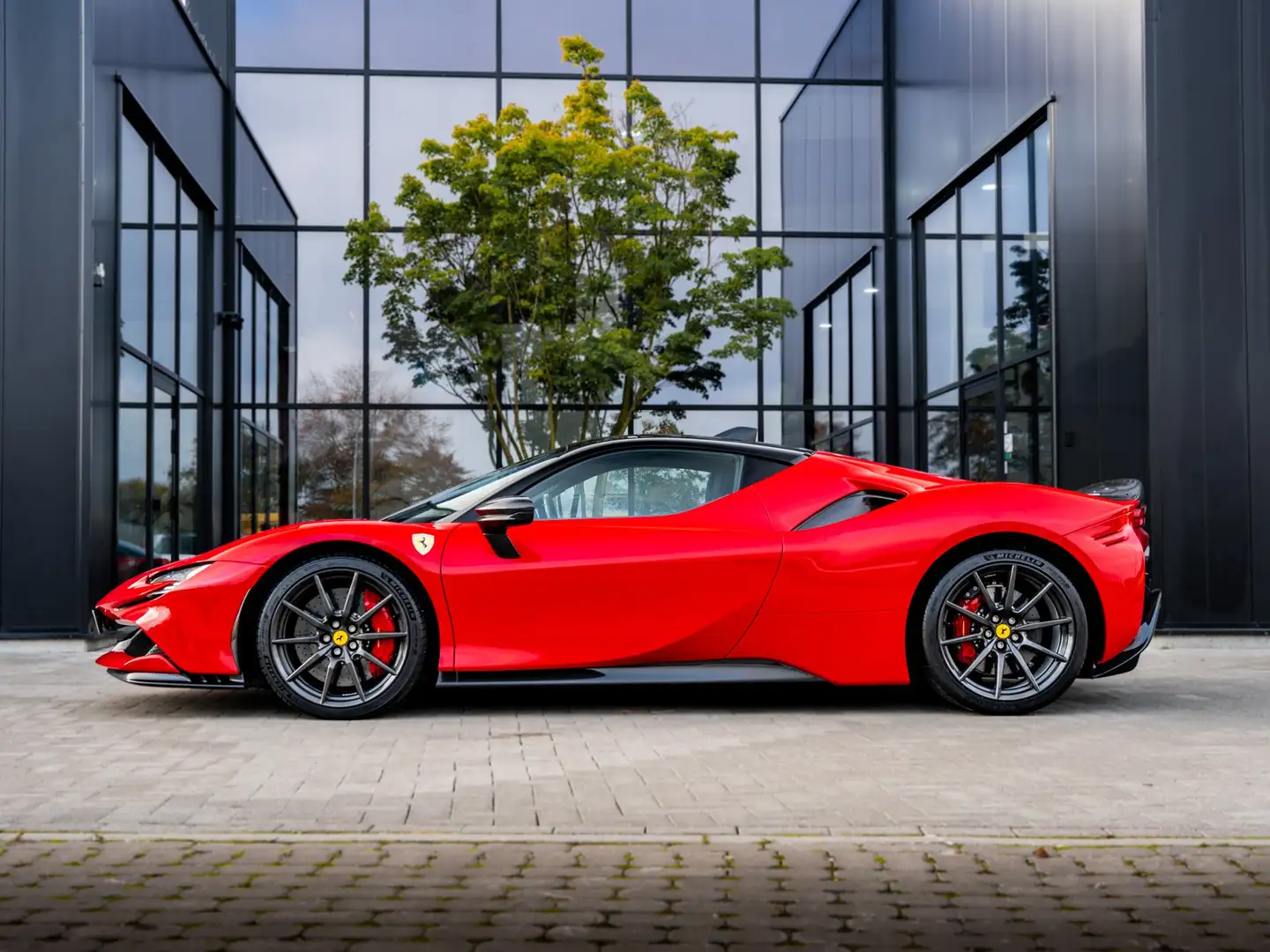 Ferrari SF90 Stradale Fiorano - Carbon Wheels - Novitec - Approved Rot - 2