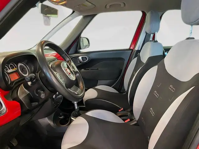 Fiat 500l view 6