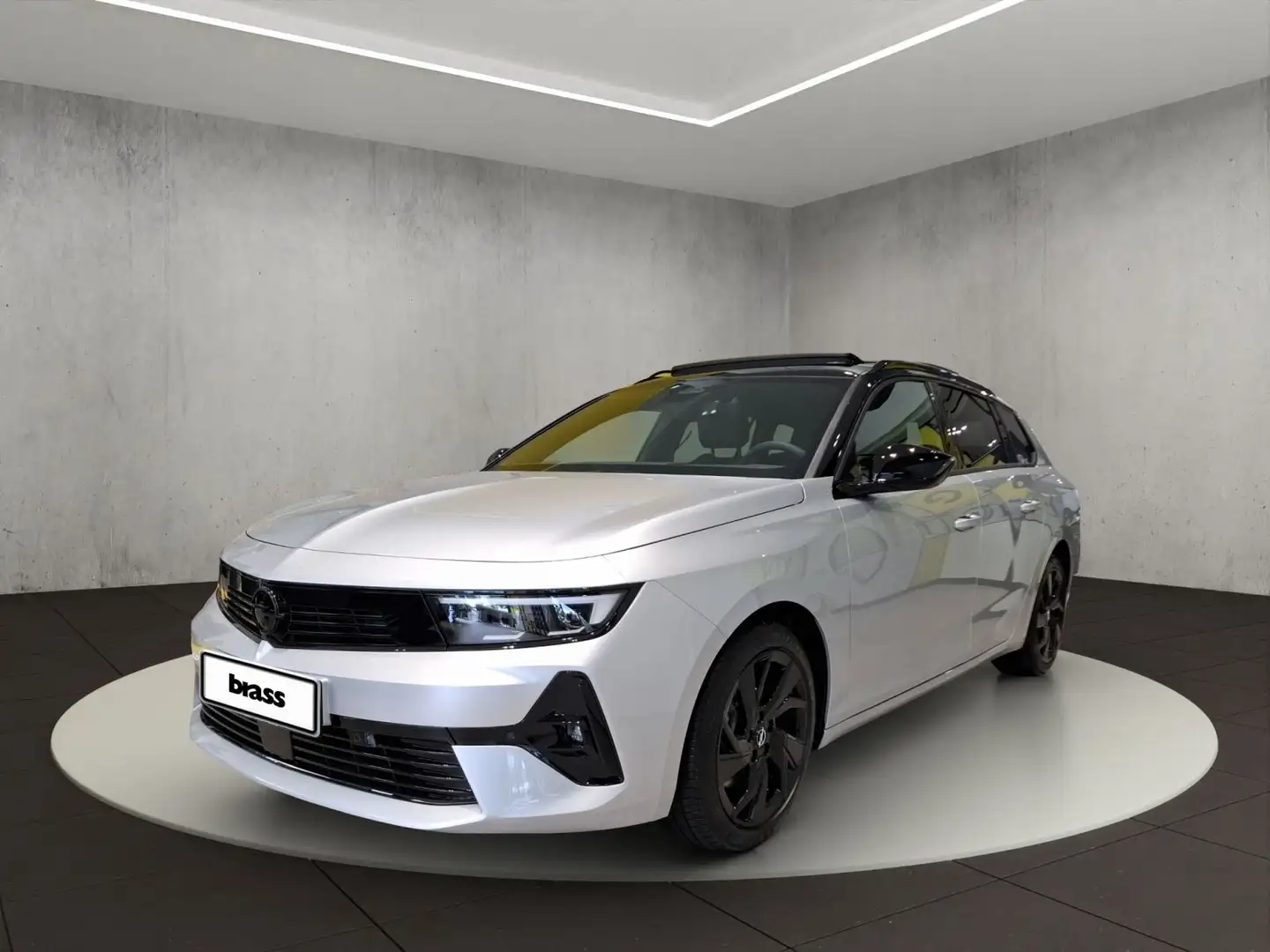 Opel Astra Sports Tourer GS 1.2Turbo (96 kW/130 PS) Silber - 1