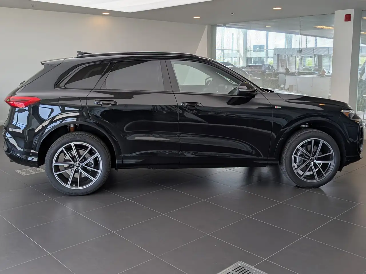 Audi Q5 снимка Audi Q5