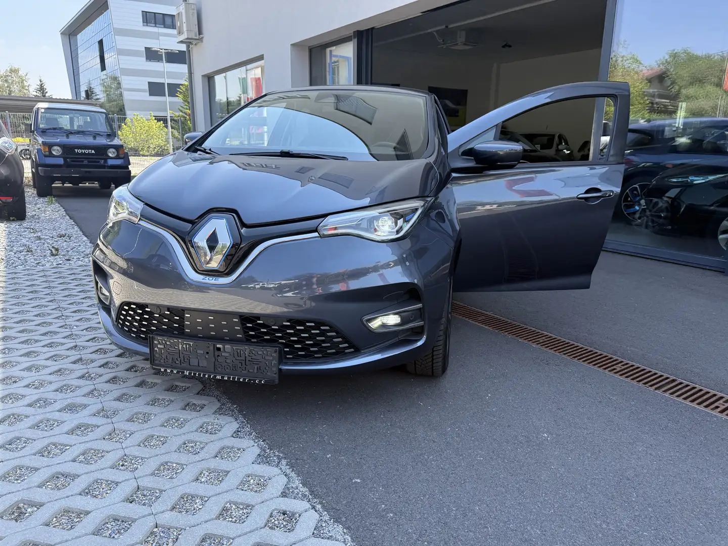 Renault ZOE Zoe Intens R135 CCS Z.E.50 (52kWh) AKKUMIETE Grau - 1